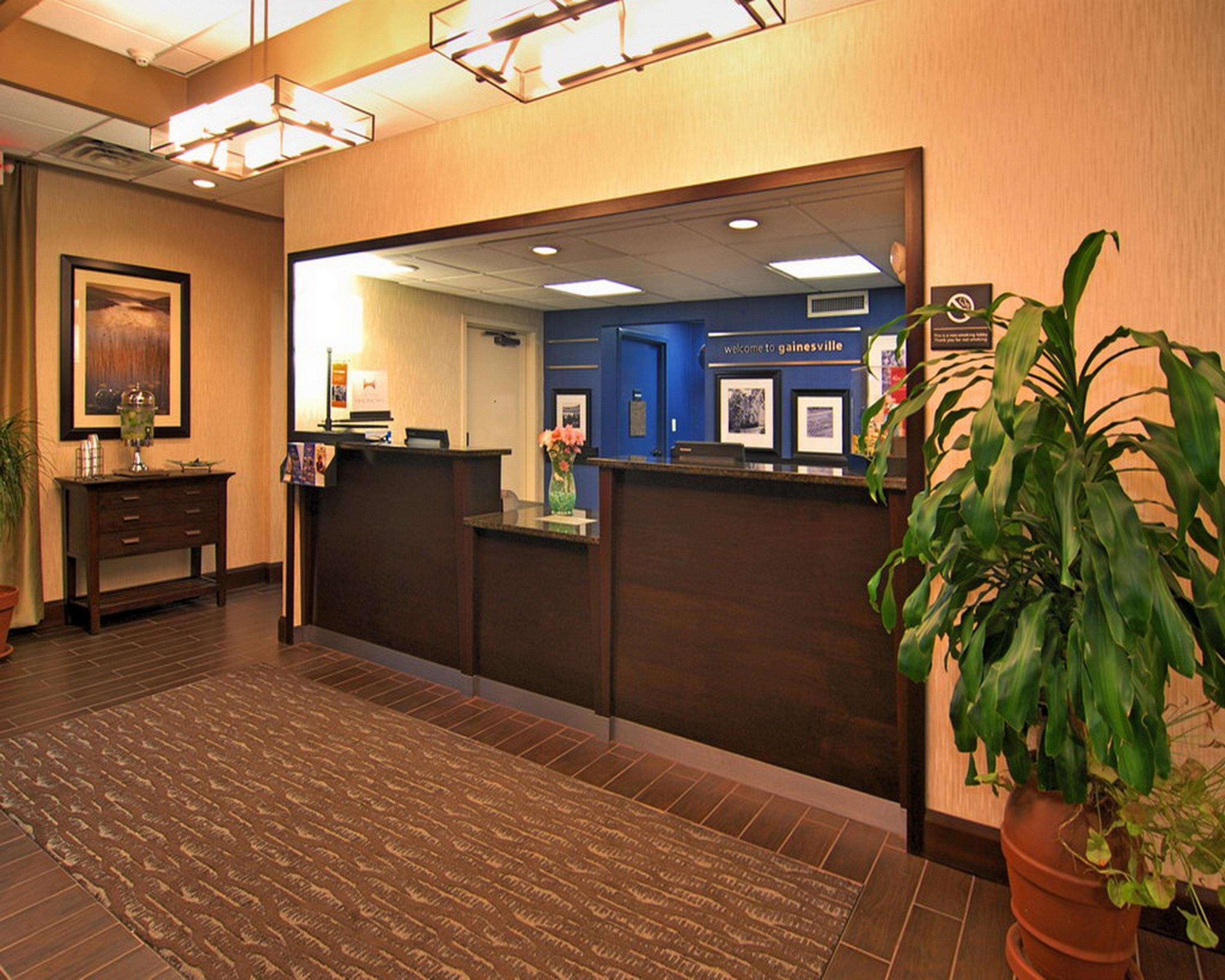 Hampton Inn Ґейнсвілл Екстер'єр фото