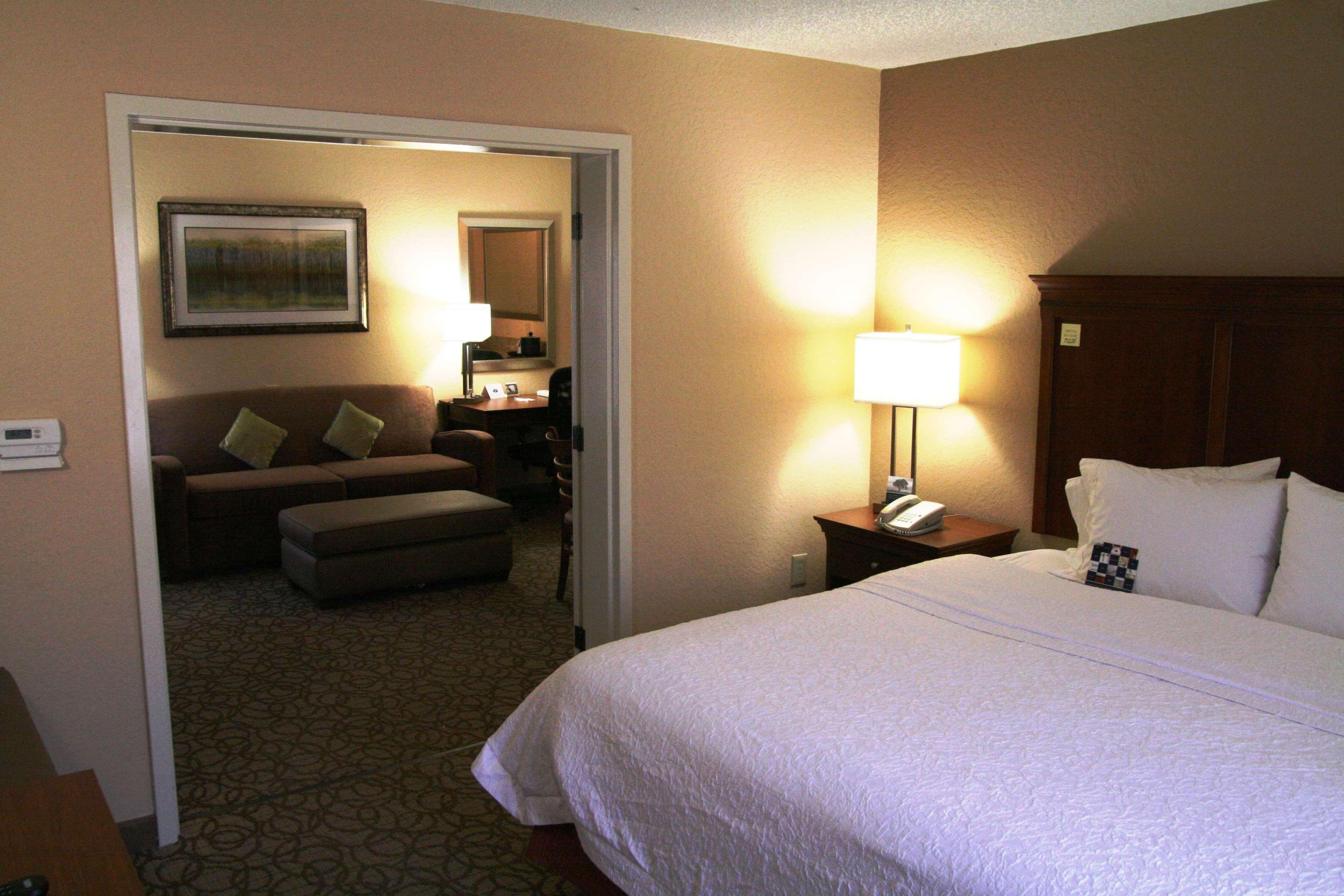 Hampton Inn Ґейнсвілл Екстер'єр фото