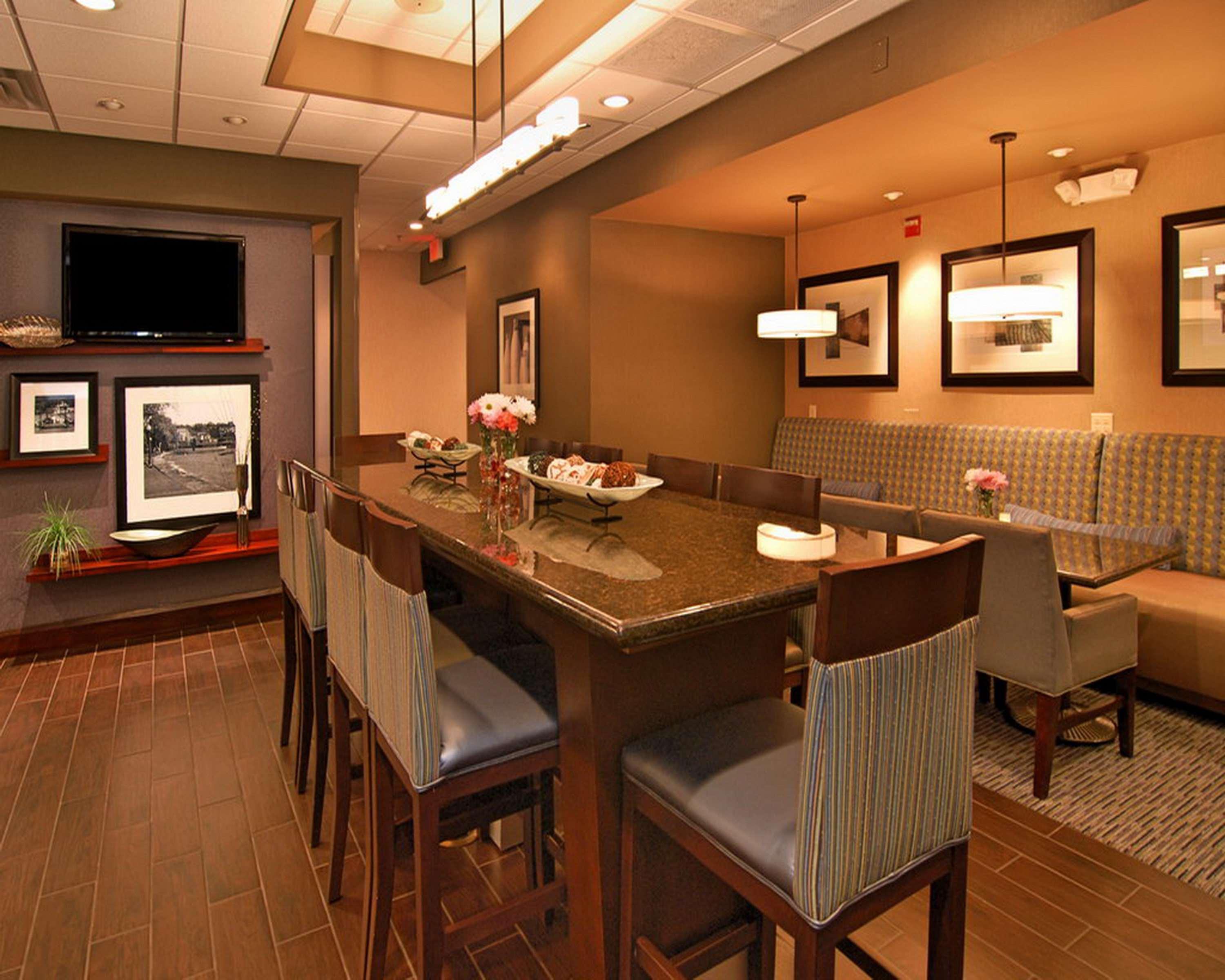 Hampton Inn Ґейнсвілл Екстер'єр фото