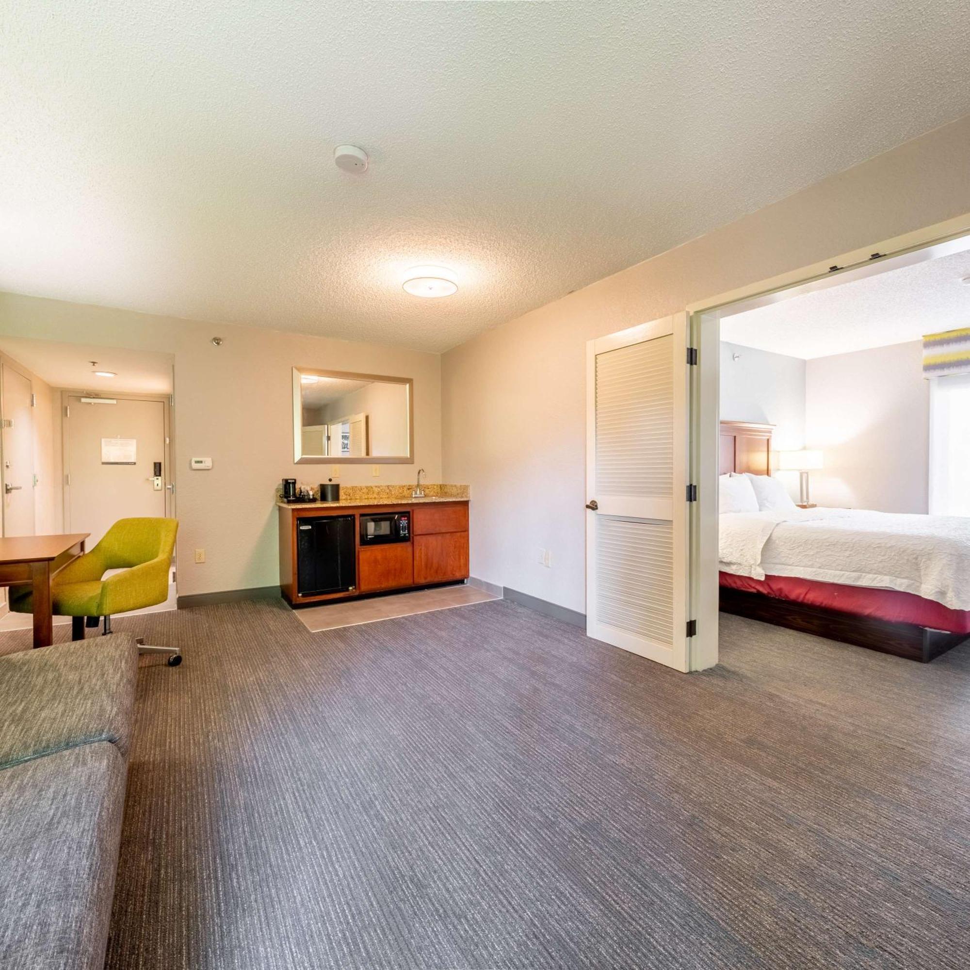 Hampton Inn Ґейнсвілл Екстер'єр фото